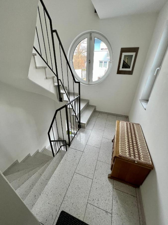 Komplette Wohnung In Wendelstein Bei Nuernberg - Messenaehe Экстерьер фото