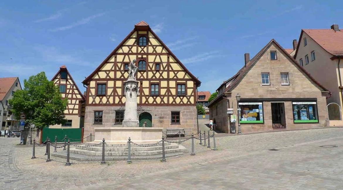 Komplette Wohnung In Wendelstein Bei Nuernberg - Messenaehe Экстерьер фото